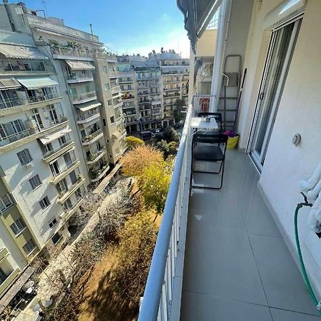 Central Sunny Apartment Thessaloníki Ngoại thất bức ảnh