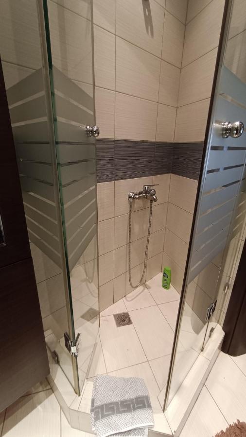Central Sunny Apartment Thessaloníki Ngoại thất bức ảnh